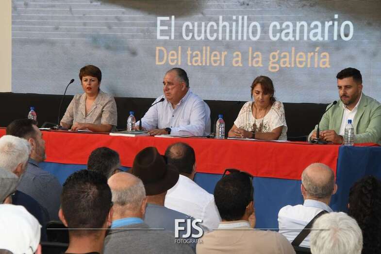 El acto se celebró esta tarde en el patio de la Casa Condal de Telde/Francisco Javier Santana.